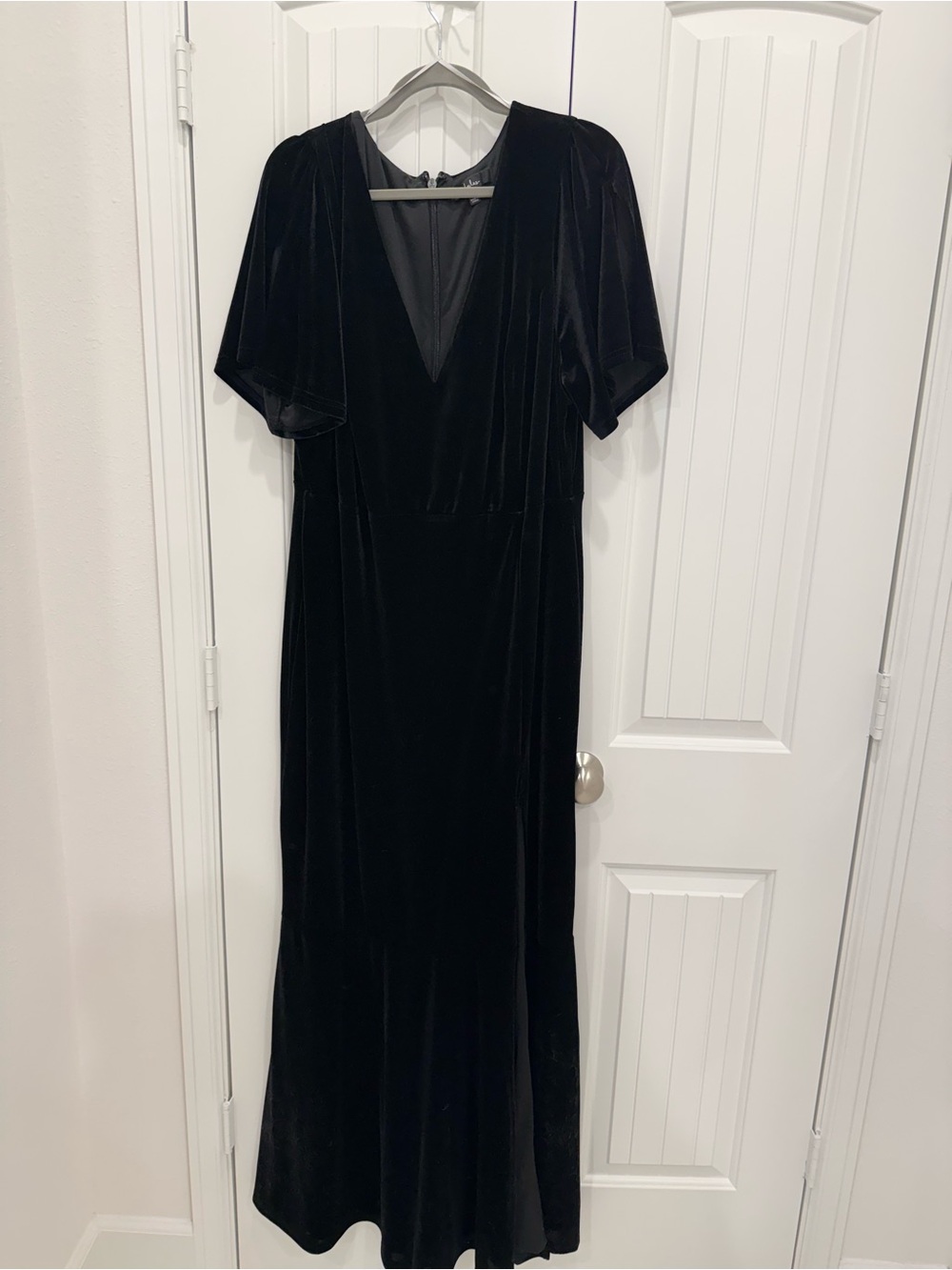 Lulu's Black Velvet V-Neck Maxi Dress with Flutter Sleeves